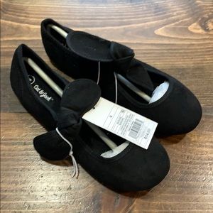 Cat and Jack Jaya Black Mary Jane Flats  - Size 4